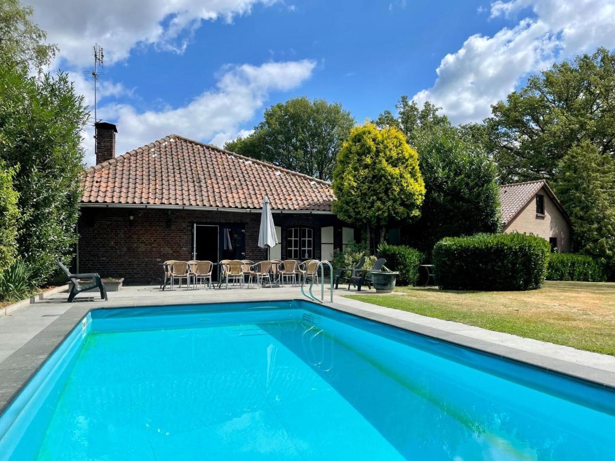 Magnificent Farmhouse In Sint Joost Zewnętrze zdjęcie